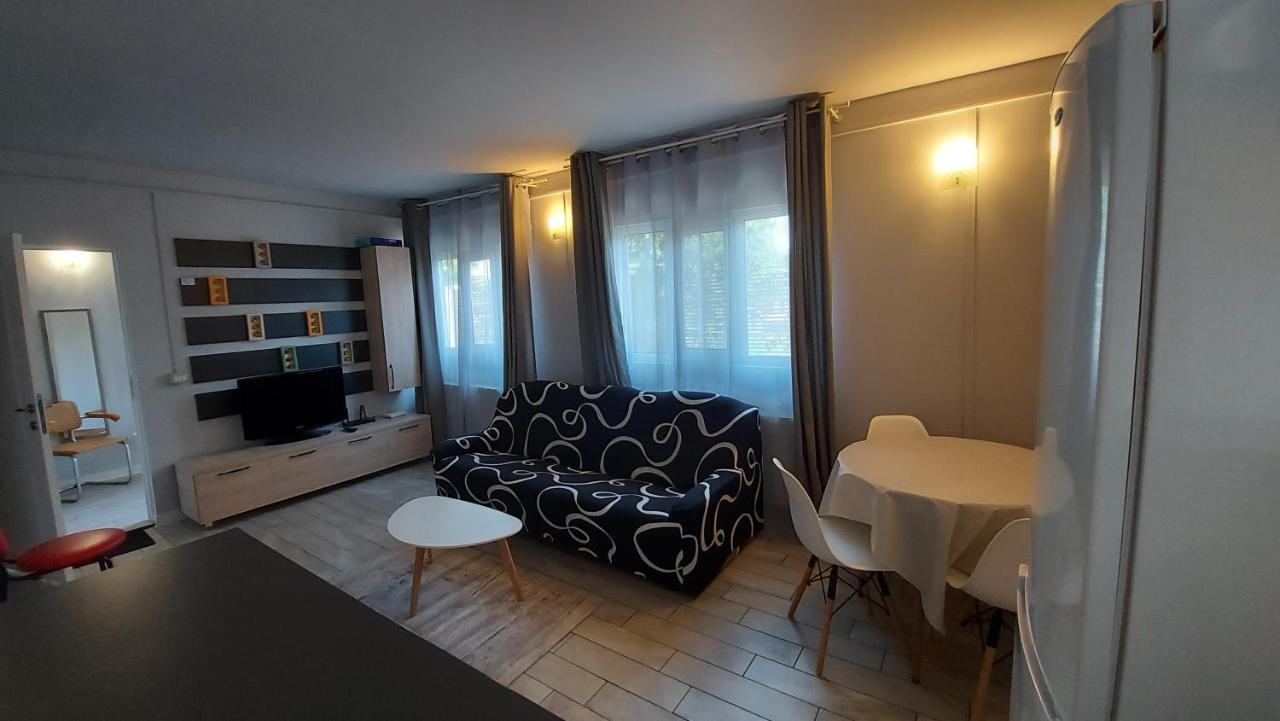 Mamaia Villa ナボダリ エクステリア 写真